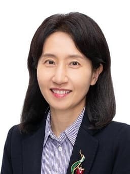 Hee-Jung Choi